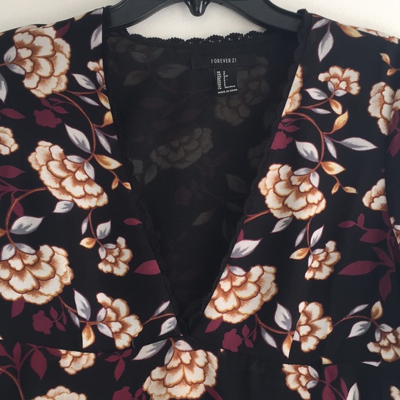 Black floral dress - Picture 3 of 3